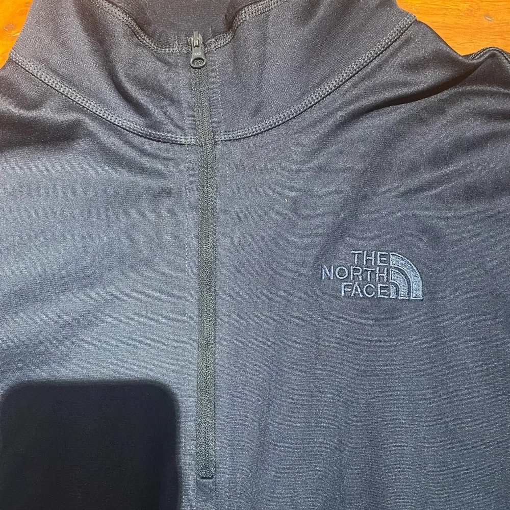North‎ face blue pullover, quarters zip sweatshirt, men’s size large